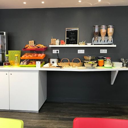 Ibis Styles Chambery Centre Gare Hotel Exterior foto