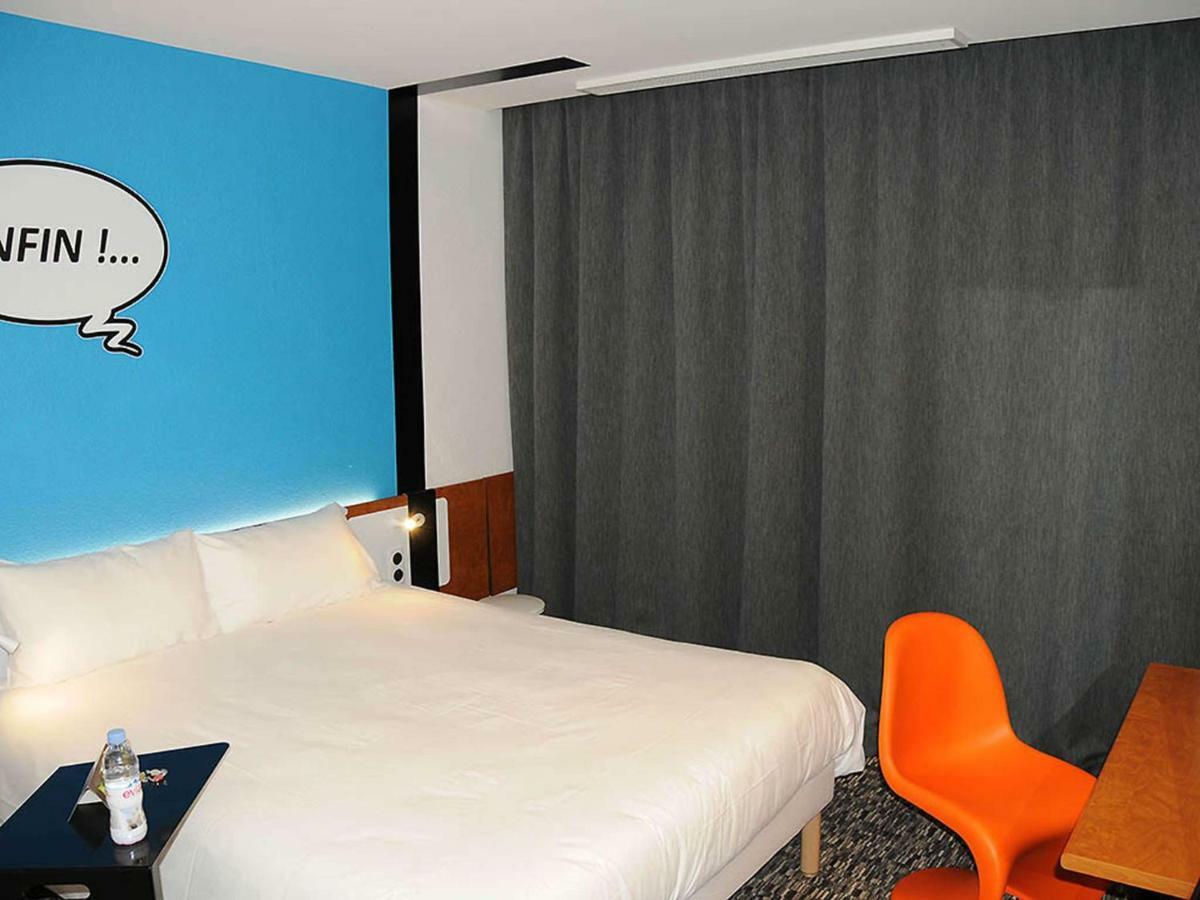 Ibis Styles Chambery Centre Gare Hotel Exterior foto