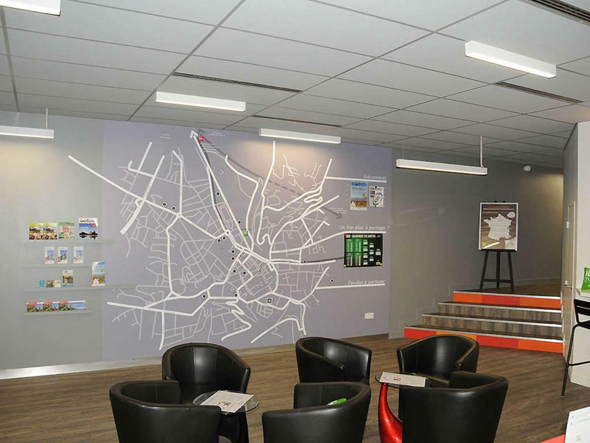 Ibis Styles Chambery Centre Gare Hotel Exterior foto